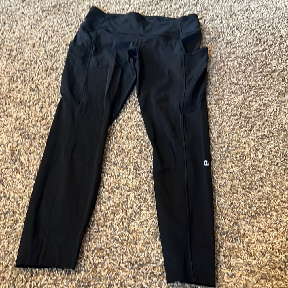 Lululemon Fast and Free High-Rise Tight 25", size 8